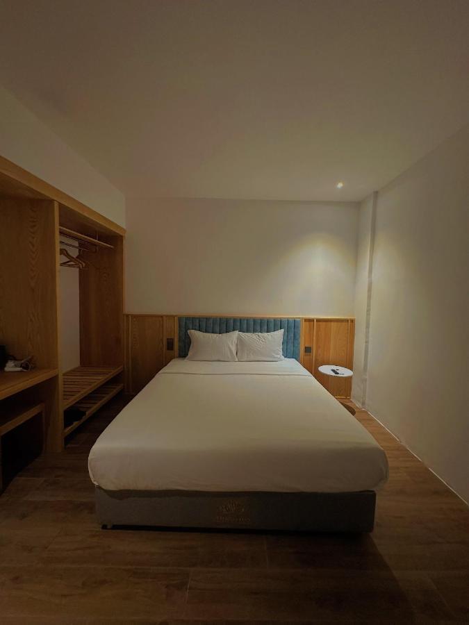Haven Hut Hotel Хошимин Экстерьер фото