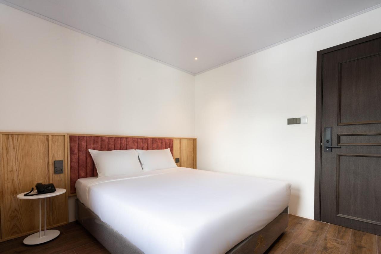 Haven Hut Hotel Хошимин Экстерьер фото